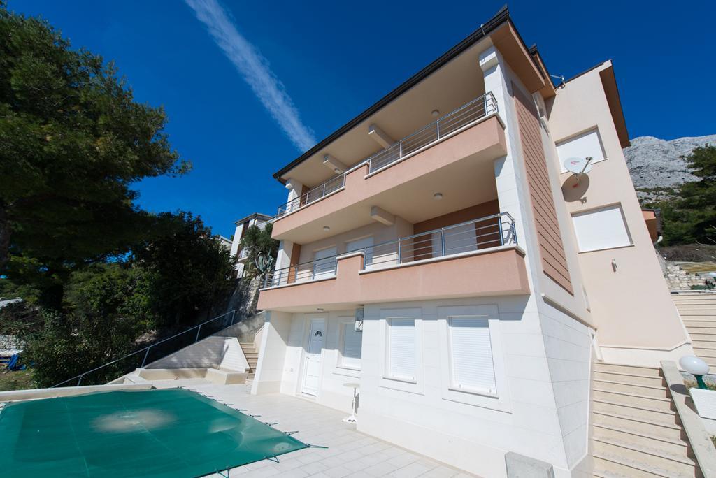 Baška Voda Apartments Karlo المظهر الخارجي الصورة
