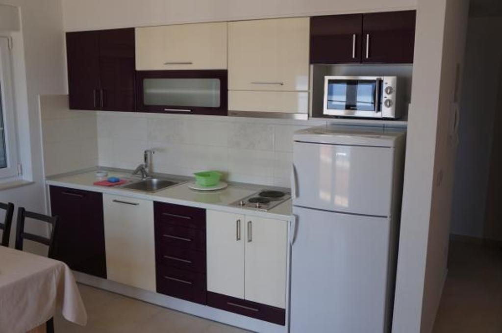 Baška Voda Apartments Karlo المظهر الخارجي الصورة