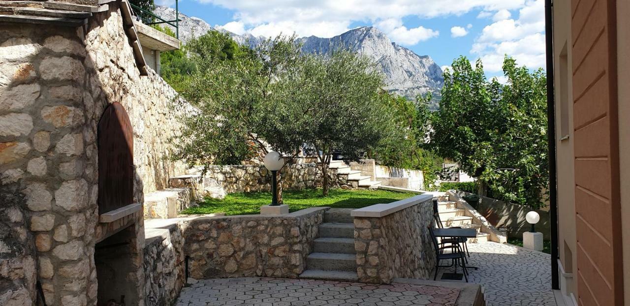 Baška Voda Apartments Karlo المظهر الخارجي الصورة
